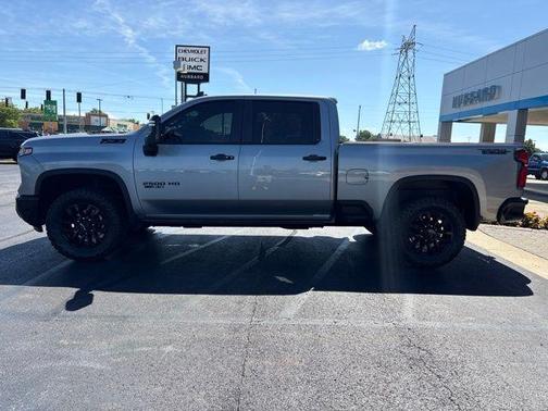 Sterling Gray Metallic 2026 Chevrolet Silverado 2500 LT