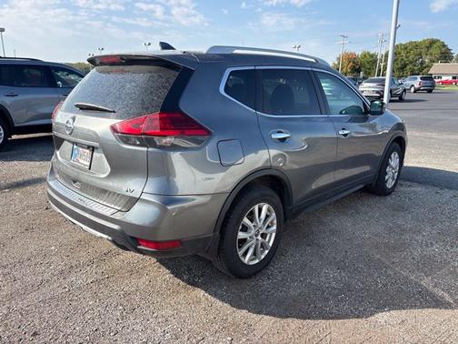 Brilliant Silver 2017 Nissan Rogue S