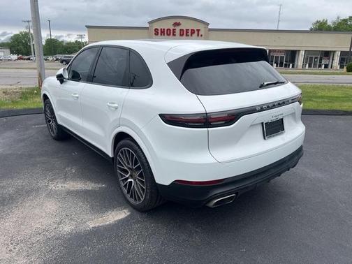2019 Porsche Cayenne Base