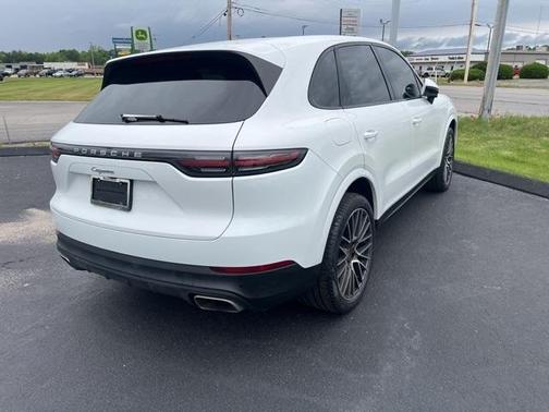2019 Porsche Cayenne Base
