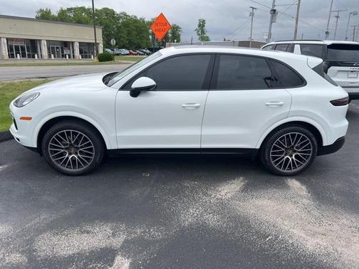 2019 Porsche Cayenne Base