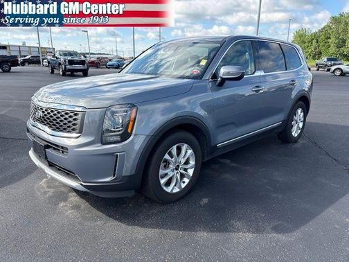 Everlasting Silver 2020 Kia Telluride LX