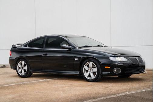 2004 Pontiac GTO Base