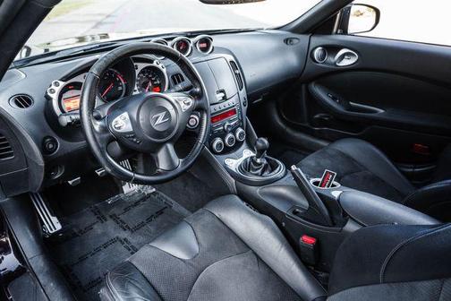 2010 Nissan 370Z Touring