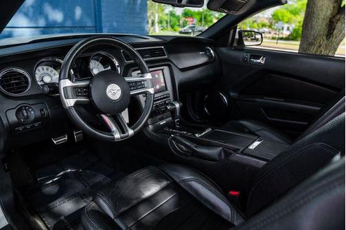 2012 Ford Mustang GT Premium