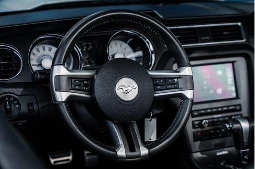 2012 Ford Mustang GT Premium