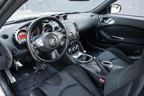 2009 Nissan 370Z Base