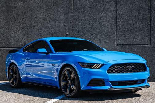 2017 Ford Mustang V6