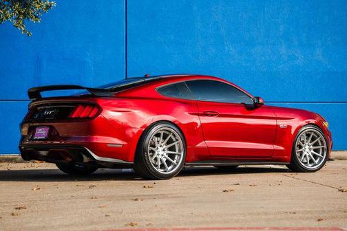 2017 Ford Mustang GT Premium