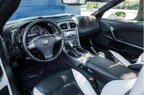 2006 Chevrolet Corvette Base