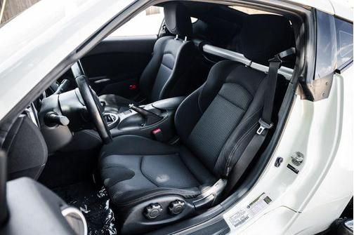 Pearl White 2013 Nissan 370Z Base