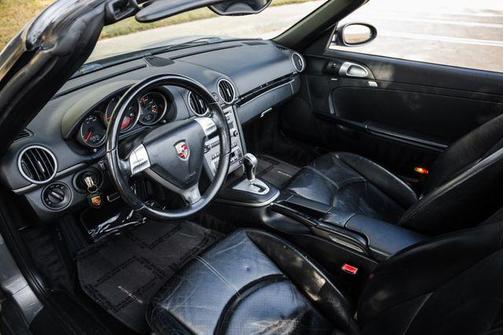 2005 Porsche Boxster 