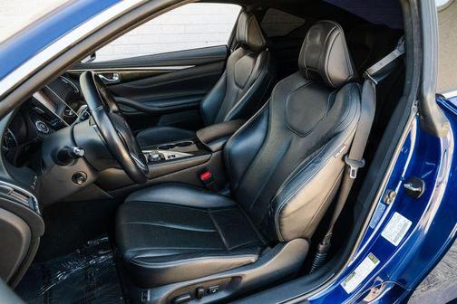 2017 INFINITI Q60 3.0T Premium