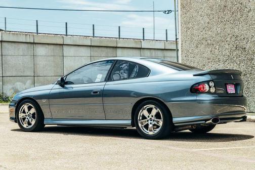 Impulse Blue Metallic 2006 Pontiac GTO CAMMED