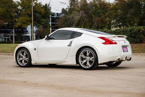 2011 Nissan 370Z Base