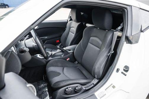2011 Nissan 370Z Base