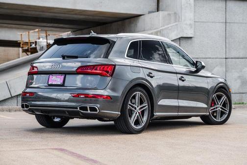 Daytona Gray Pearl Effect 2019 Audi SQ5 3.0T Premium Plus