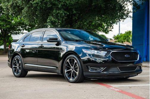 2016 Ford Taurus SHO