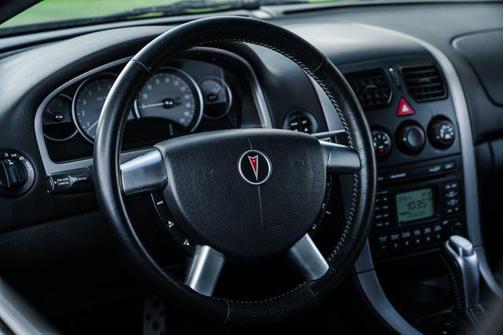 2004 Pontiac GTO Base