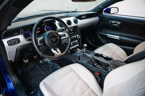 2016 Ford Mustang EcoBoost Premium