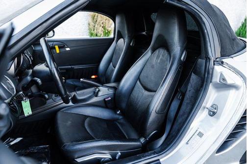 2007 Porsche Boxster Base (M5)