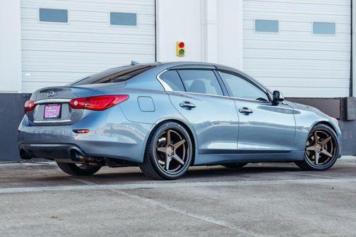 2015 INFINITI Q50 Premium