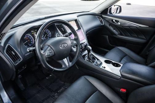 2015 INFINITI Q50 Premium