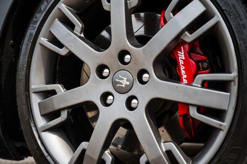 2014 Maserati GranTurismo Sport