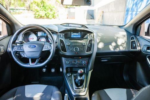 2016 Ford Focus ST