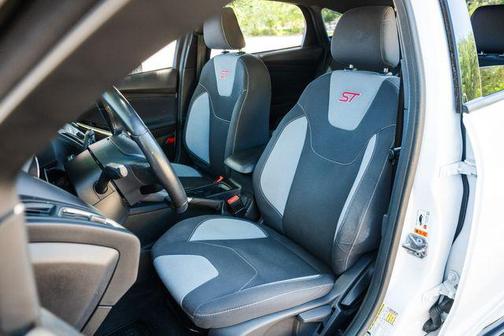 2016 Ford Focus ST