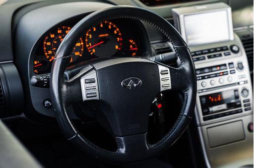 2004 INFINITI G35 Base