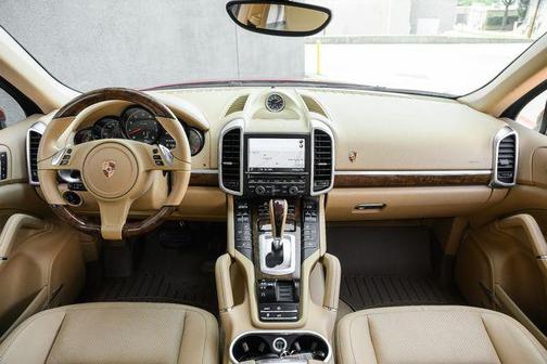 2013 Porsche Cayenne Base