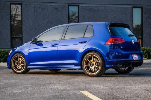 2015 Volkswagen Golf R 4-Door w/DCC & Navigation