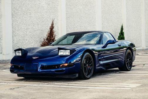 2004 Chevrolet Corvette Base