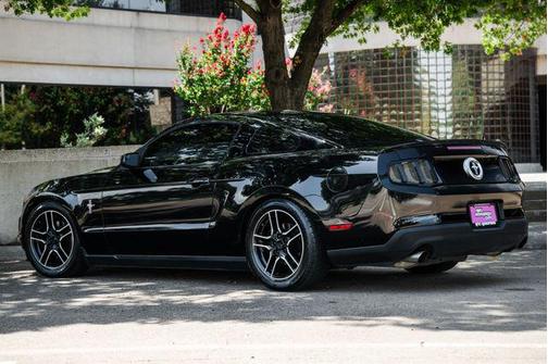 2012 Ford Mustang V6 Premium