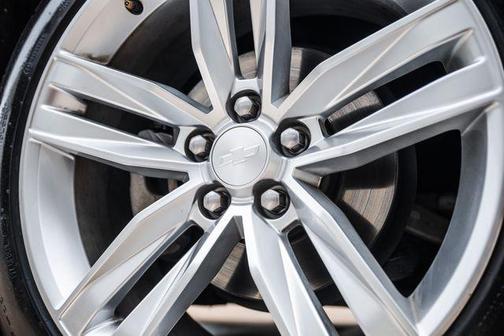 Silver Ice Metallic 2016 Chevrolet Camaro 2LT