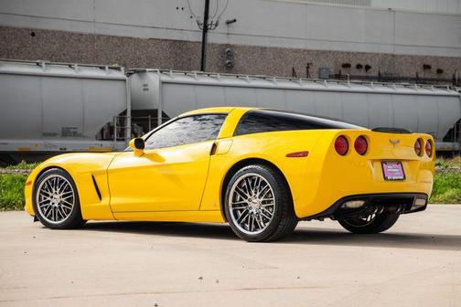Velocity Yellow Tintcoat 2008 Chevrolet Corvette Base