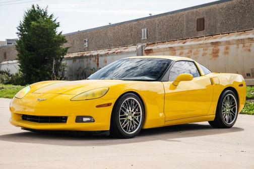 Velocity Yellow Tintcoat 2008 Chevrolet Corvette Base
