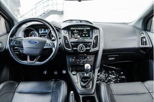 2015 Ford Focus ST ST