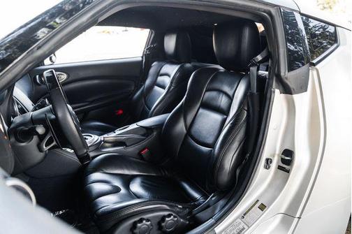 2009 Nissan 370Z Touring