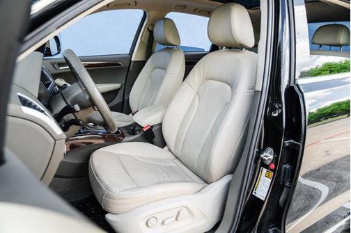 Black 2012 Audi Q5 2.0T Premium Plus