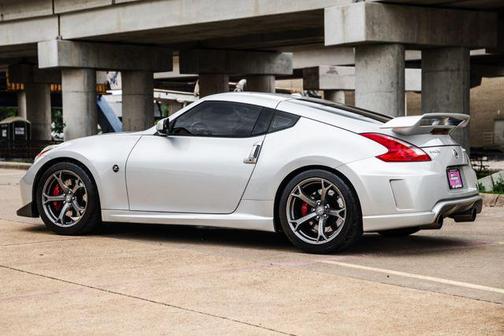 Brilliant Silver Metallic 2013 Nissan 370Z NISMO