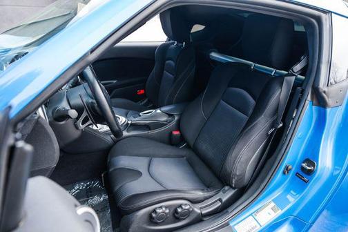 2009 Nissan 370Z Base