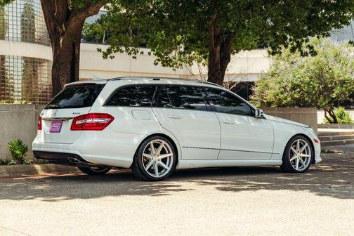 2011 Mercedes-Benz E-Class 4MATIC