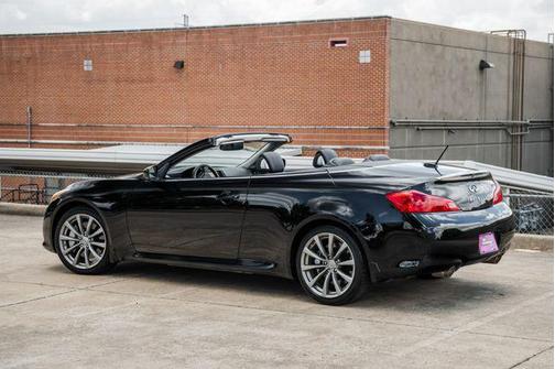 2009 INFINITI G37 Sport