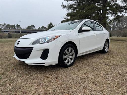 2013 Mazda Mazda3 i Sport
