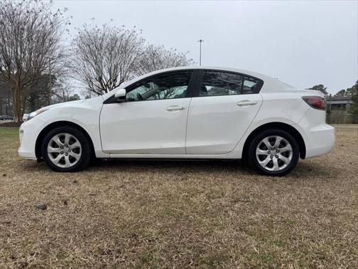 2013 Mazda Mazda3 i Sport