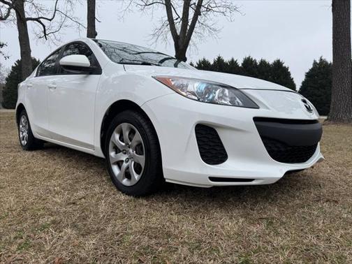 2013 Mazda Mazda3 i Sport