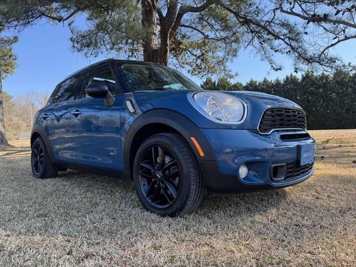2012 MINI Cooper S Countryman Base