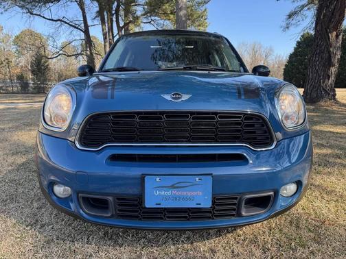 2012 MINI Cooper S Countryman Base